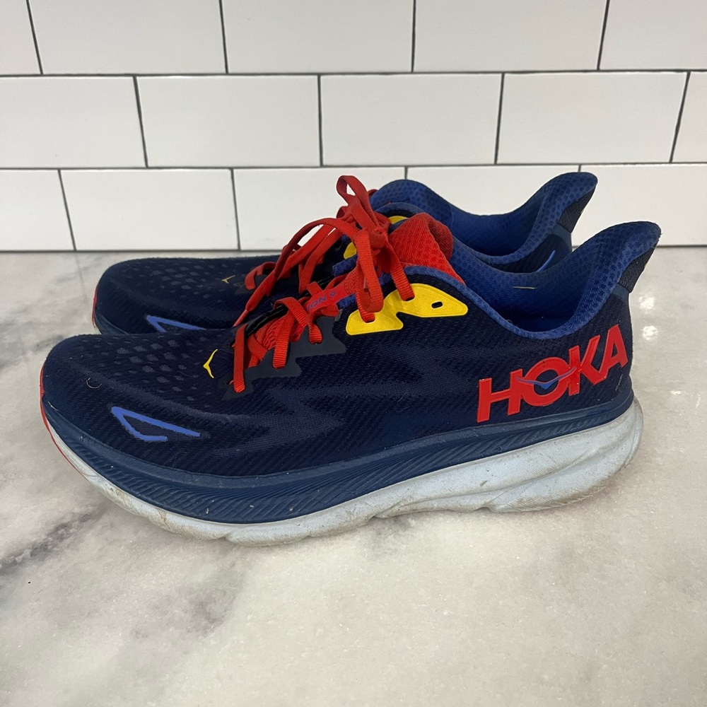 Hoka Clifton 9